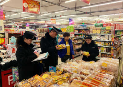 五家渠市市場(chǎng)監(jiān)督管理局開(kāi)展食品安全專項(xiàng)檢查，筑牢食品生產(chǎn)經(jīng)營(yíng)安全防線