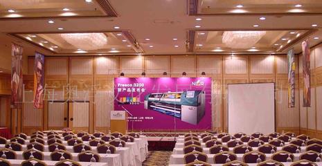 新產(chǎn)品的市場(chǎng)策劃 從價(jià)格定位、廠家合作到視覺營銷的完整路徑